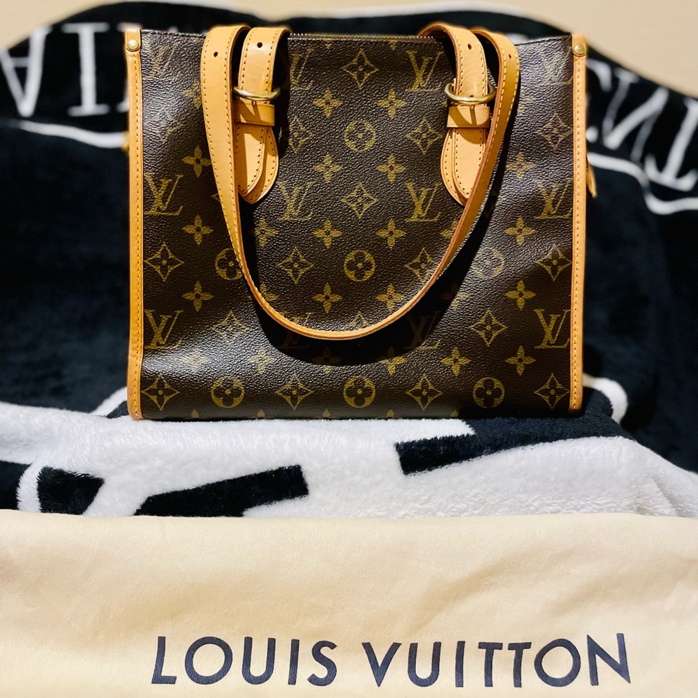 LV Shoulder Bag Poppincourt with Dustbag
